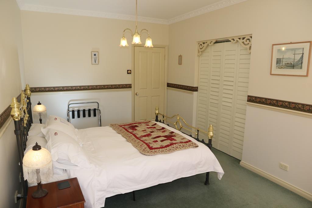 Fernglade On Menzies Bed & Breakfast Emerald ห้อง รูปภาพ